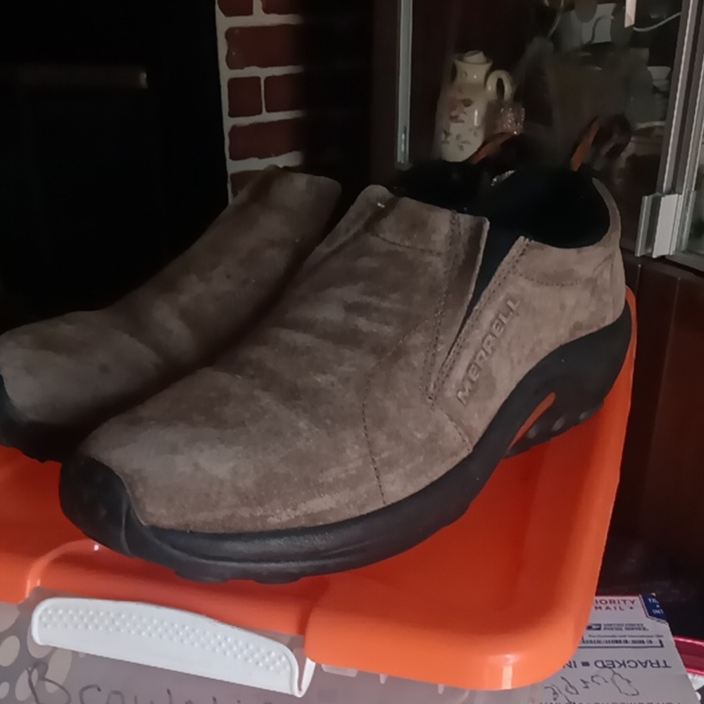 Merrell Men's Tan Slip-On Shoes Size 8.5